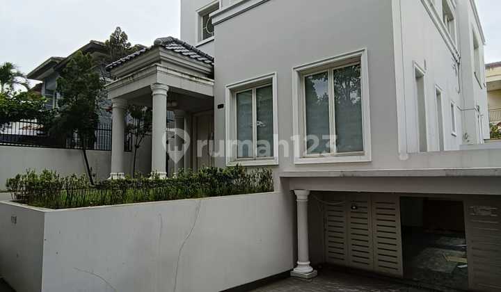 Jual Taman Diponegoro Karawaci Bagus Ada Basement  1