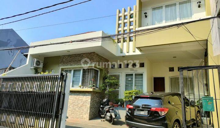 Rumah Bagus Furnished SHM di Jl Ratu Melati I, Jakarta Barat 1