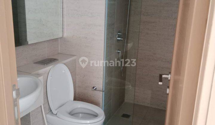 Apartemen Taman Anggrek Residences 3 BR Semi Furnished Baru 2