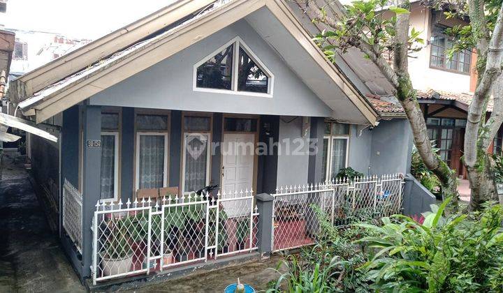 Dijual Cepat Sangat Strategis Rumah Lembang Pinggir Jalan 1