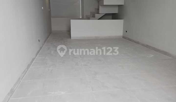 Pluit Muara Karang Roadside Shop House Ready to Use 2
