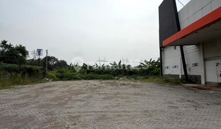 For Sale: Warehouse Plot in Cilegon, 10,000 m² with K300 Concrete Office For Sale: Warehouse Plot in Cilegon, 10,000 m² with K300 Concrete Office