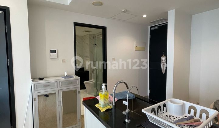 Apartment 1 BR Semi Furnished the branz bsd