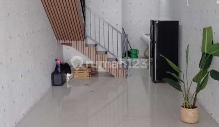 For rent: 2-story shop house in Bekasi Harapan Jaya. 2