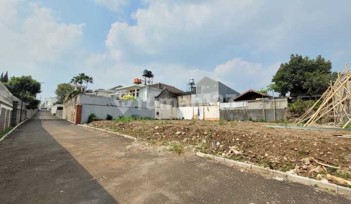 4 Units of Land in Setraduta Bandung 4 Units of Land in Setraduta Bandung