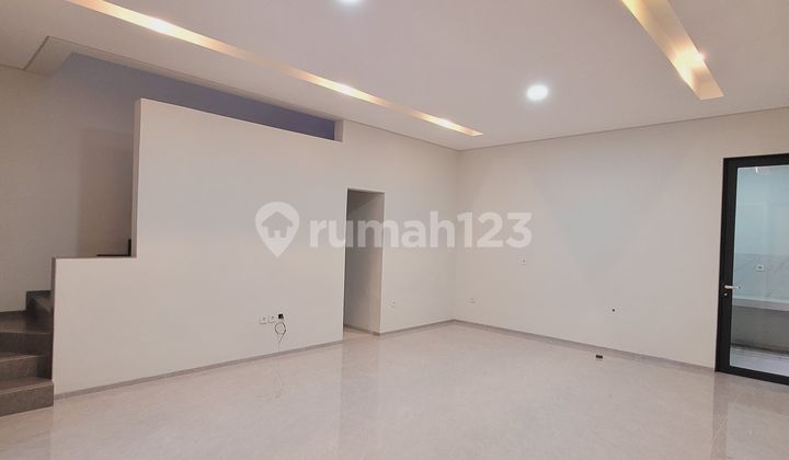 Rumah Baru Minimalis 2 Lantai di Setra Duta, Bandung 2