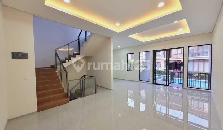 3 Unit Lagi! Rumah Baru Setraduta Mulai Dari Rp 4,7 M