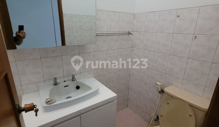 Nice House Semi Furnished Setra Duta Main Road 2