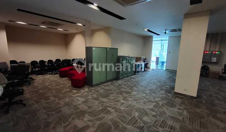 Nice Dago Business Space Building, Bandung Main Road Nice Dago Business Space Building, Bandung Main Road