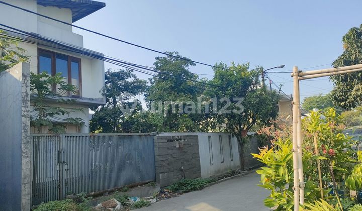Rumah Hoek 2 Lantai Bagus Di Taman Holis Indah 1 Shm Barat 2