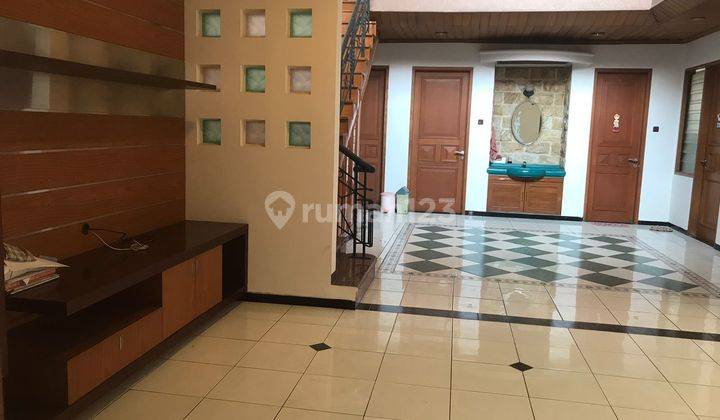 Rumah Bagus 2 Lantai Di Komplek Kembar Shm Utara 1