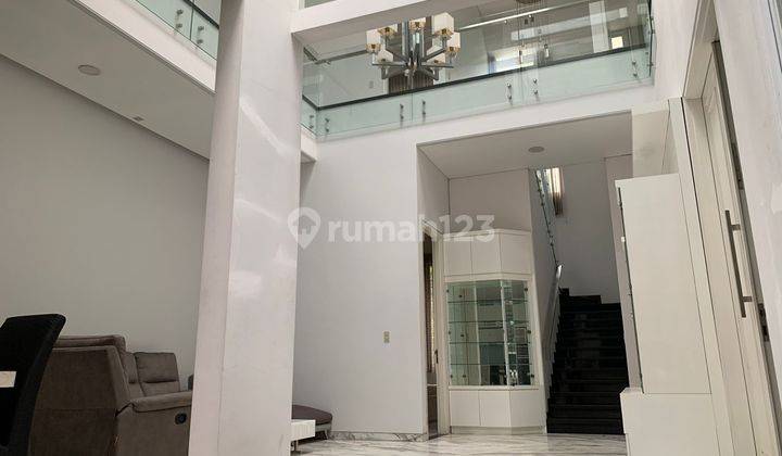 Rumah Mewah 2 Lantai Di Sayap Pasteur Shm Timur Full Furnished  1