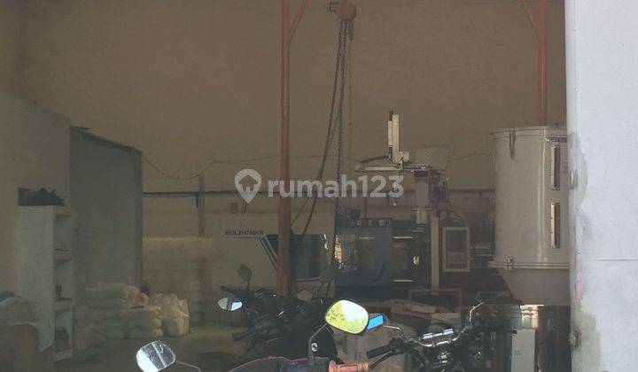 Gudang di Komplek Pergudangan Kencana Trosobo, Blok E, Sidoardjo 6