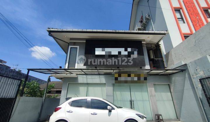 Rumah dan Kantor 2 Lantai di JL.Babakan Jeruk Mainroad, Sayap Pasteur, Bandung 1