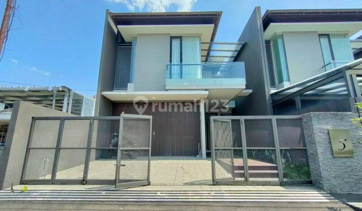 Rumah Baru di Komplek Setrasari 2 Lantai SHM Utara 1