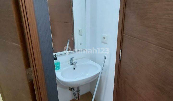 Apartemen Sudirman Suites 2 Kamar Tidur Bagus Furnished 8
