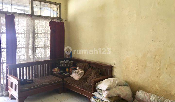 Rumah di Komplek Taman Cibaduyut Indah SHM Butuh Renovasi 1