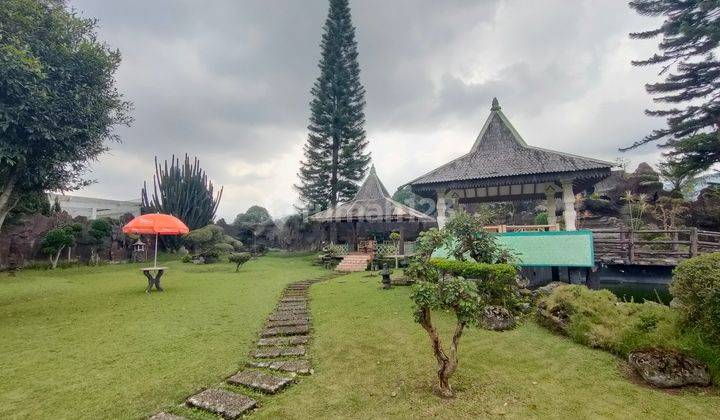 Villa Lux di Lembang Kota SHM 2