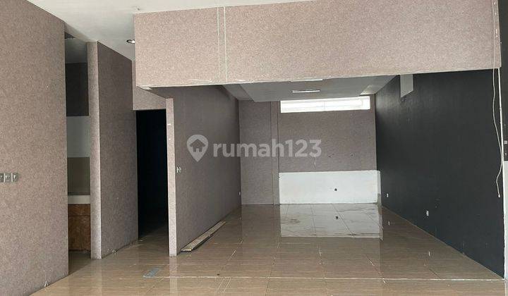 Rumah / Ruko di Mainroad Pasirkaliki 2 Lantai SHM Bagus Timur 2