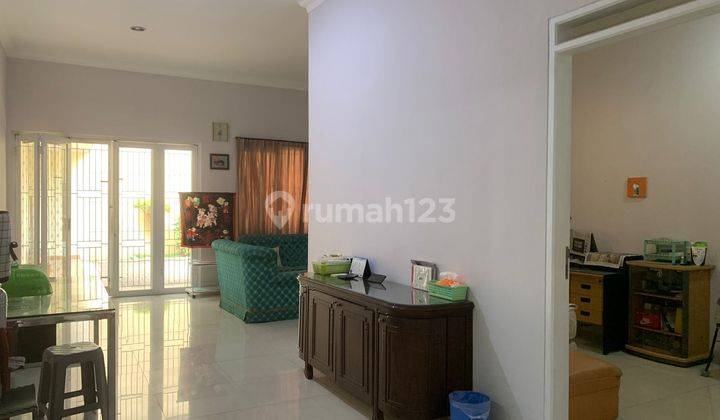 Rumah Bagus di Taman holis indah 1 SHM Selatan 1