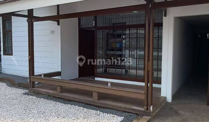 Rumah di Komplek Perumahan Sumber Sari 2 Lantai SHM Bagus Hoek Selatan Barat 1