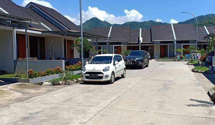 Rumah Baru di Perumahan Bumi Siliwangi SHM Barat 1