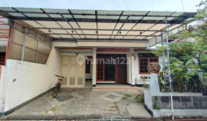 Rumah Bagus di Komplek Sakura Pratista Pasirkoja SHM Selatan 2 Lantai 2