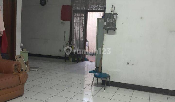 Rumah Butuh Renovasi di Komplek Kembar Mas SHM 1