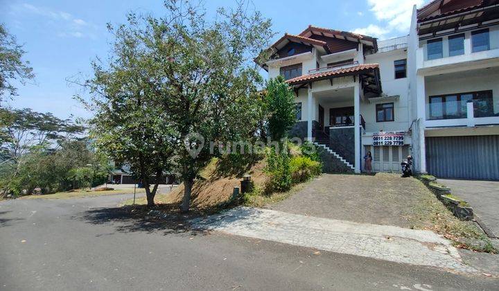 JUAL CEPAT Rumah Resort Dago Pakar 2 Lantai SHM 2