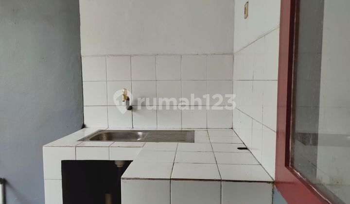 dapur rumah bagus di komplek buana