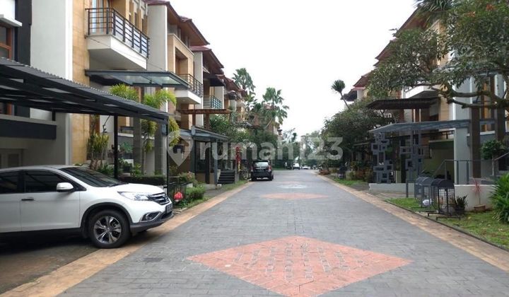 Rumah Lux Full Furnished Ciumbuleuit De Bale Pakuan Rumah Lux Full Furnished Ciumbuleuit De Bale Pakuan