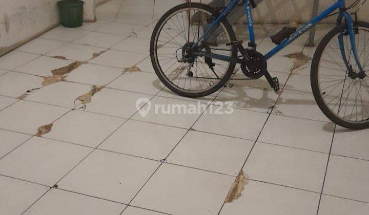 Kost di Sayap TKI 1 akses GG motor total 15 Kamar 2