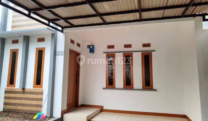 Rumah Di Komplek Perumahan Pasadena 2 Lantai Shm Bagus 1