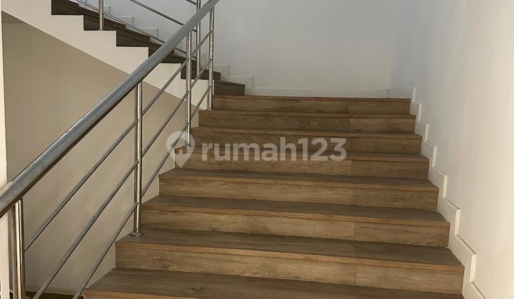 Ruang Usaha 3 Lantai Di Mainroad Pasirkaliki, Komersil Area Dekat Mall 