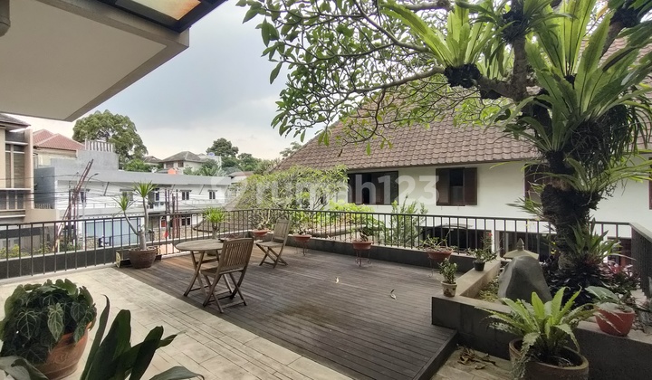 Rumah Tropical 2 Lantai Design Arsitektur Di Sayap Pasteur, Shm Rumah Tropical 2 Lantai Design Arsitektur Di Sayap Pasteur, Shm