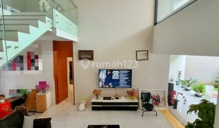 Rumah Lux Di Cluster Eksklusif Singgasana SHM - Sertifikat Hak Milik 1