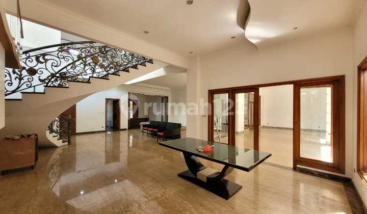 2-Storey Luxury House in Dadali Complex, Freehold Title 1