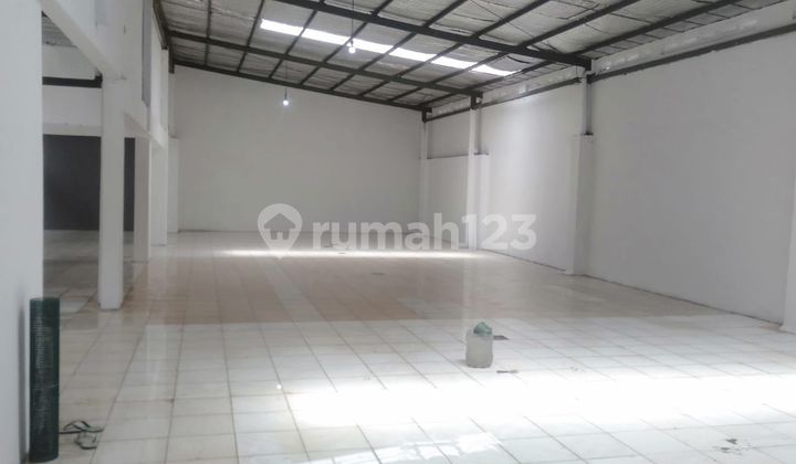 Good Warehouse In The Wing Of Jl. Holis 618 M, SHM Certificate, Access For Engkel Trucks.