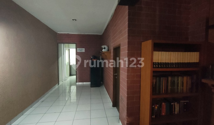 Main Road Ruko, 3 Floors, SHM, Near Toll Road, Sutami Continuation 2