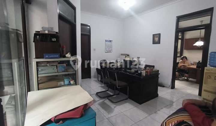 Rumah Di Komplek Singgasana Shm Timur Lebar 10