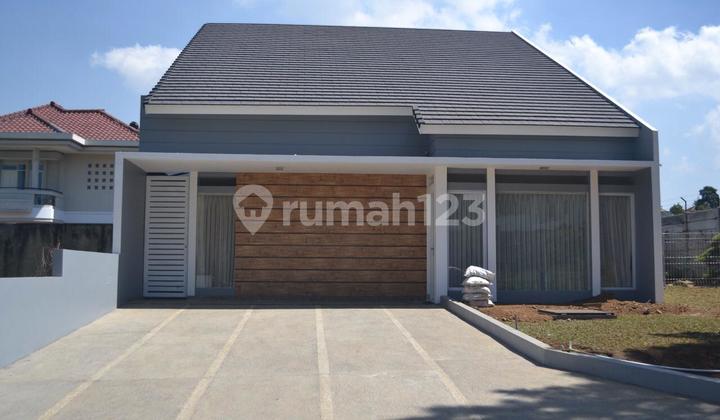 Rumah Modern Minimalis di Graha Puspa, Sersan Bajuri, SHM Timur