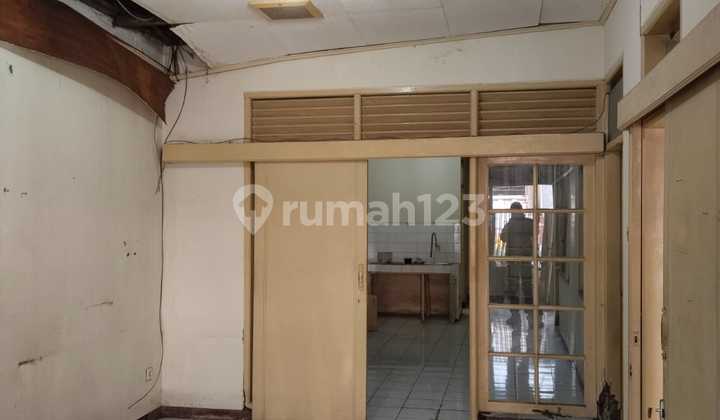 Rumah Lama Di Komplek Kurdi - Sayap Moch Toha, Shm 2