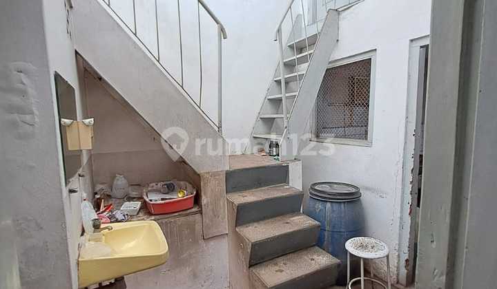 Rumah Lama Terawat Di Sayap Pasirkaliki - Kebon Kawung, Shm  2