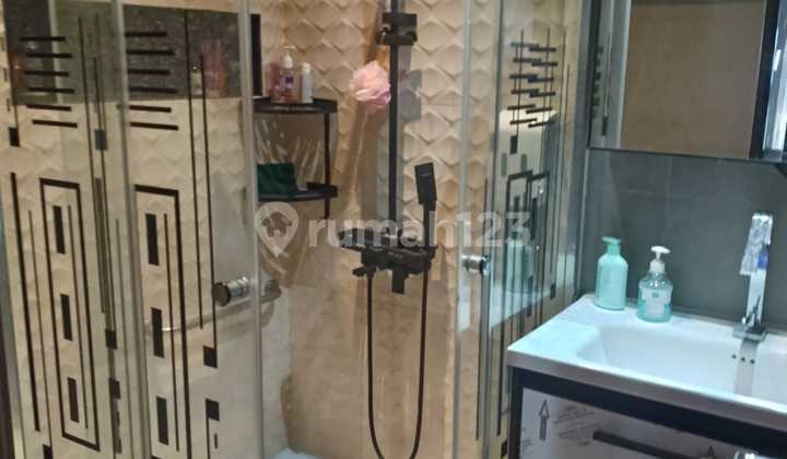 House with Swimming Pool at Gateway Pasteur Near Toll Exit House with Swimming Pool at Gateway Pasteur Near Toll Exit