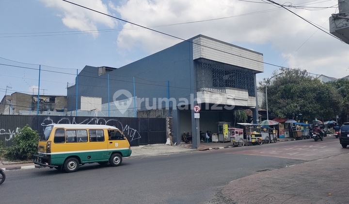 Tanah di Area Kuliner Jl. Cibadak 2 Arah,, SHM Utara