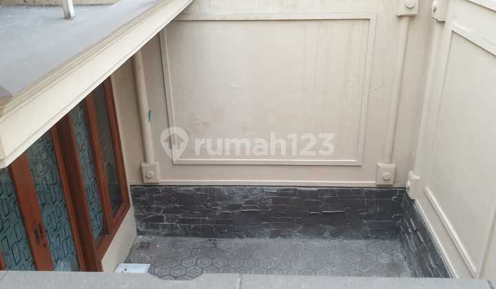 Rumah 2 Lantai di Komplek Muara, Non Furnished SHM Rumah 2 Lantai di Komplek Muara, Non Furnished SHM