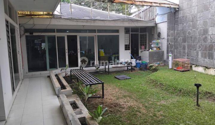 Rumah Semi Furnished di sayap ciumbuleuit , Ciumbuleuit SHM - Sertifikat Hak Milik Butuh Renovasi 1