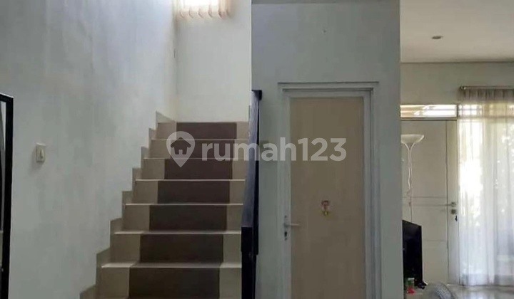 Rumah Bagus Semi Furnished Cipamokolan Mustika Town House 2