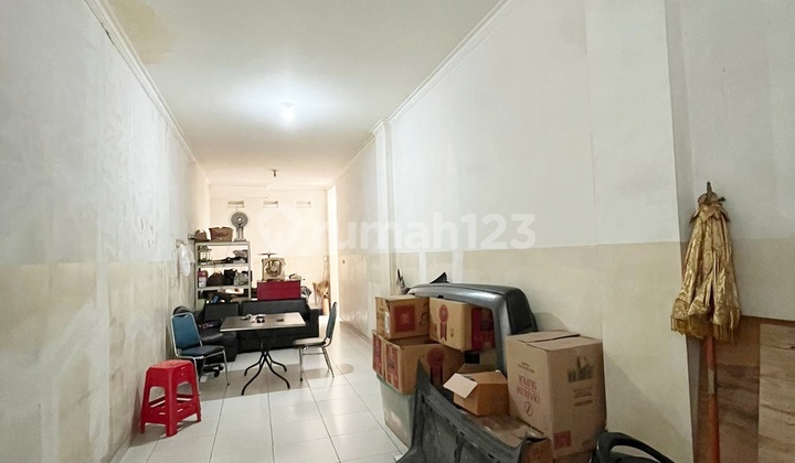 Turun Harga! Ruko 1 Lantai Lodaya Rp 5,5 M Turun Harga! Ruko 1 Lantai Lodaya Rp 5,5 M