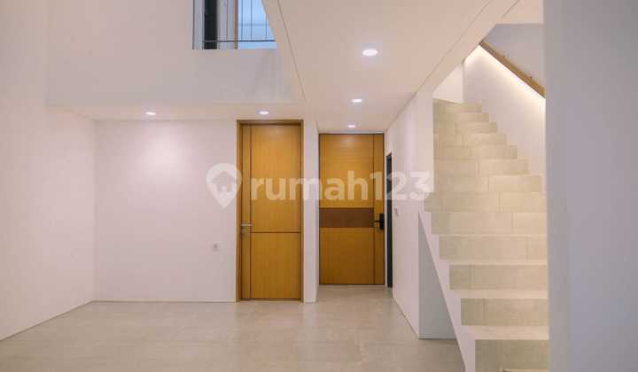 Nice 2-Storey House, Buah Batu Wing 2